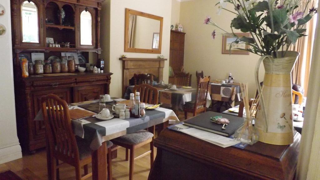 Cedar House B&B Матлок Экстерьер фото